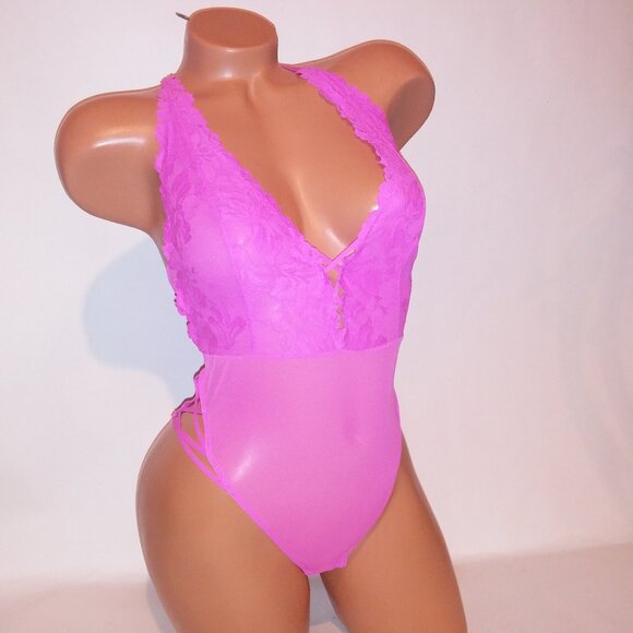 Auden Pink Lace Teddy Bodysuit XS Criss Cross Back NWT - Picture 3 of 12
